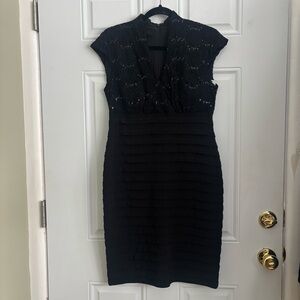 NWT R&M Richards Black Lace Overlay Coctail Dress w/Shutter-Pleat Skirt, Size 8